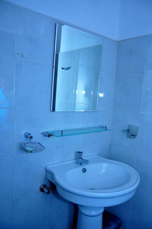 Hotel Melbourne Tourist Rest Anuradhapura Zimmer foto