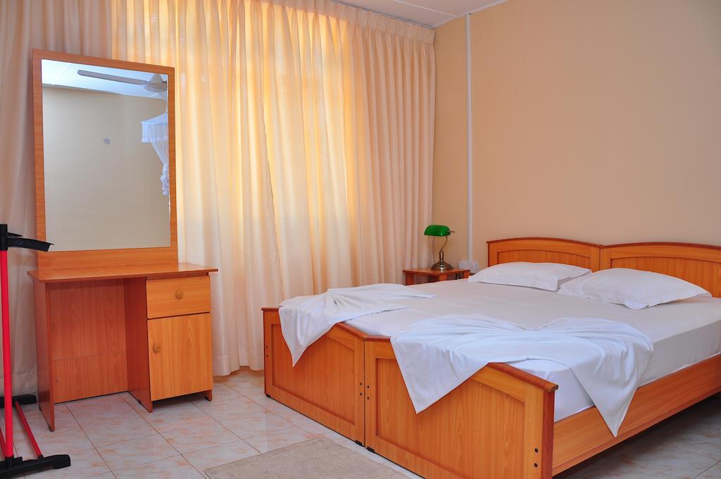 Hotel Melbourne Tourist Rest Anuradhapura Zimmer foto