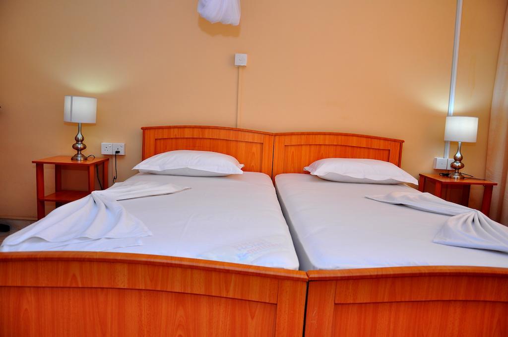 Hotel Melbourne Tourist Rest Anuradhapura Zimmer foto