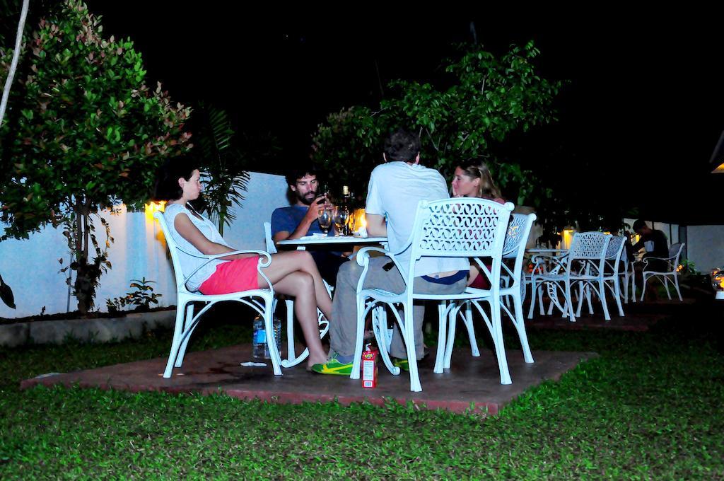 Hotel Melbourne Tourist Rest Anuradhapura Exterior foto